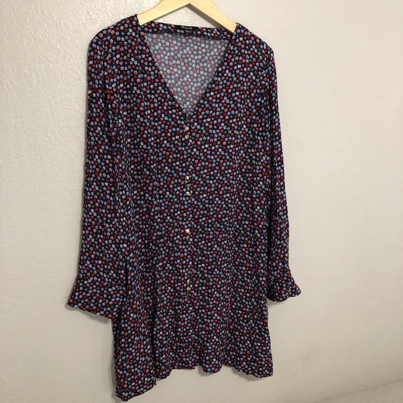 Madewell button-front mini dress in petite blooms - Picture 5 of 9